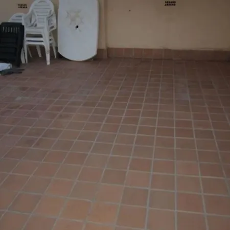 With 2 Bedrooms In Fuengirola, With Pool Access And Furnishe Apartment *