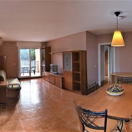 With 2 Bedrooms In Fuengirola, With Pool Access And Furnishe Fuengirola