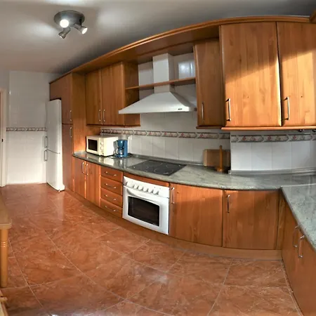 With 2 Bedrooms In Fuengirola, With Pool Access And Furnishe